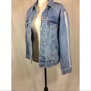 Levi’s Ex-Boyfriend Trucker